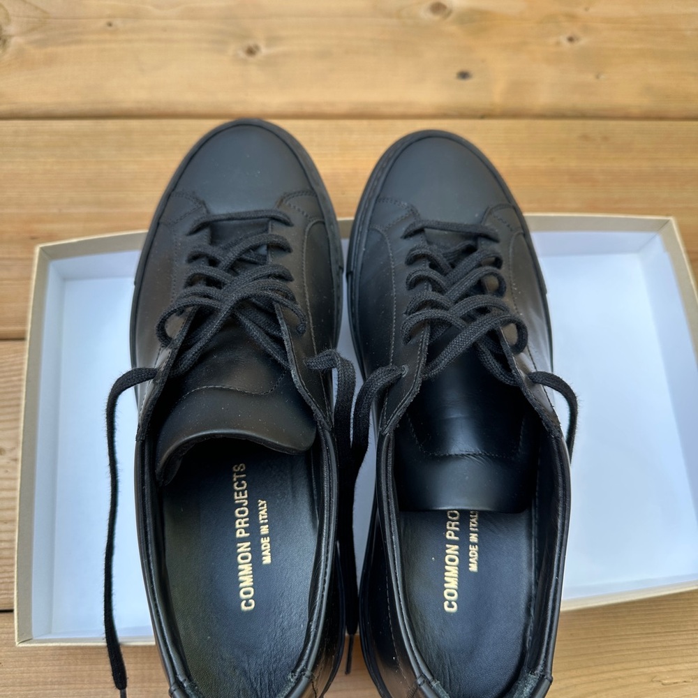 Common Projects Black Leather Sneakers size 39